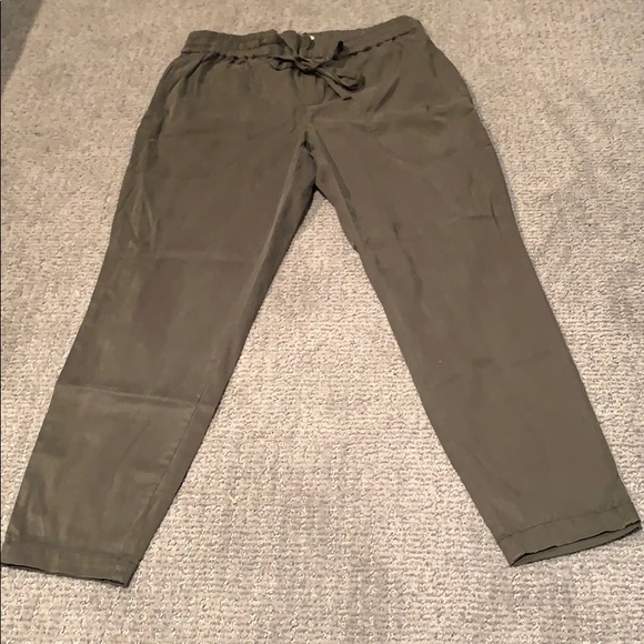 Green Lou & Grey Pants - Picture 1 of 1